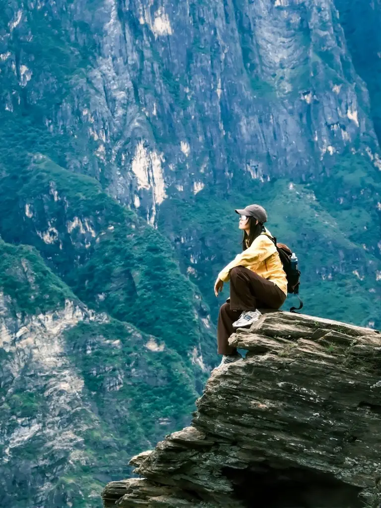 Mountain scenery of Tiger Leaping Gorge in Yunnan, China