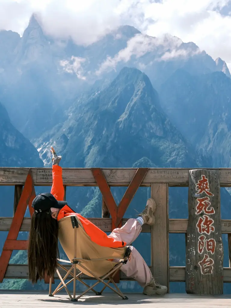 Selfie while hiking in Tiger Leaping Gorge, Yunnan, China