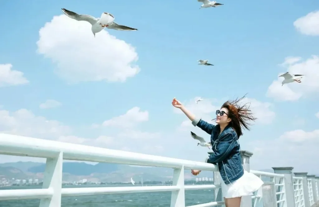 best places to visit in yunnan:Dianchi Lake in Kunming, Yunnan