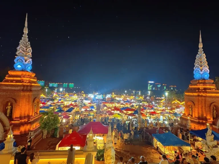things to do in Xishuangbanna Gaozhuang night market and golden pagoda